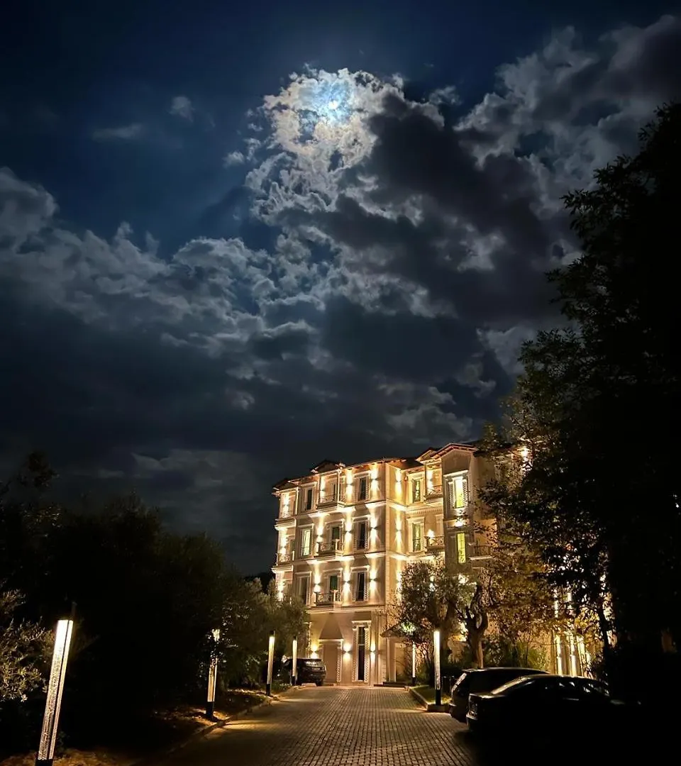 Atrium Hotel Mjull-Bathore